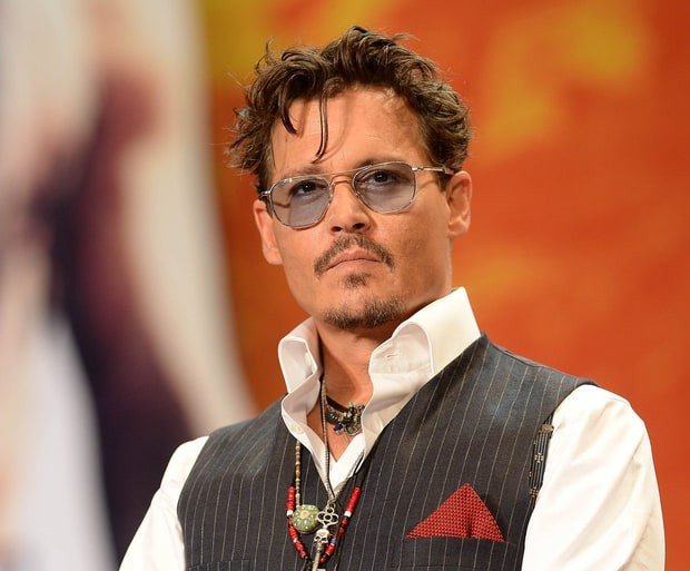 johnny-depp-6b623773-f451-48d0-80a4-e2013492d153