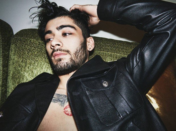 rs_1024x759-170308101820-1024-zayn-photographed-by-gigi-versace-2