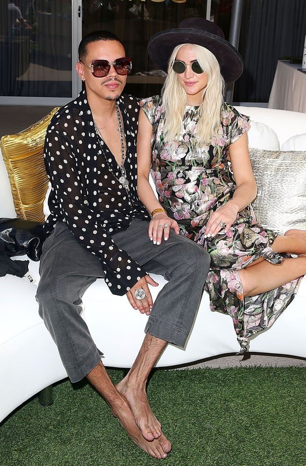 evan-710cf436-324e-4080-9c6d-56414e26af81