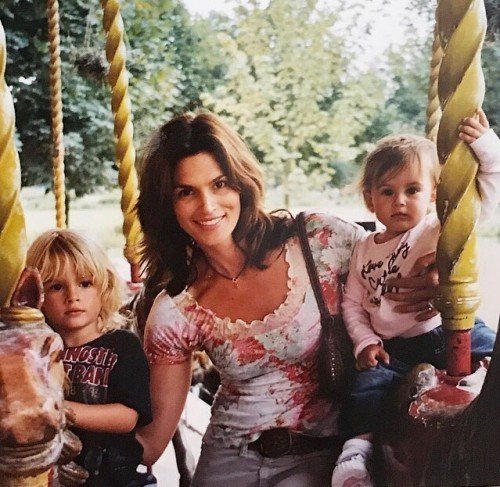 31694906_530950297299758_2131784782323908608_n[1]