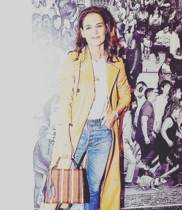 Кэти Холмс1