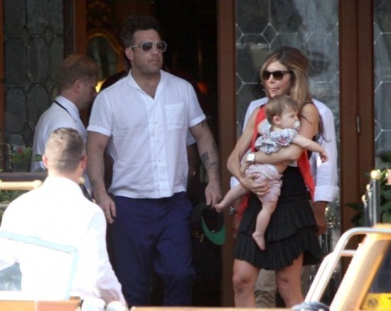 292168_tribune_robbie_williams