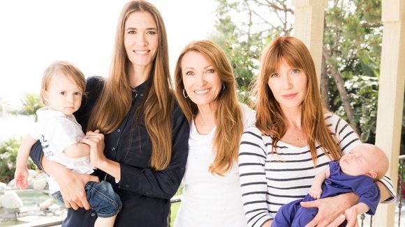 f87d10350ac03ae7598c6a754d1aef0e_jane-seymour-secrets-to-grandparenting-580x326_featuredImage