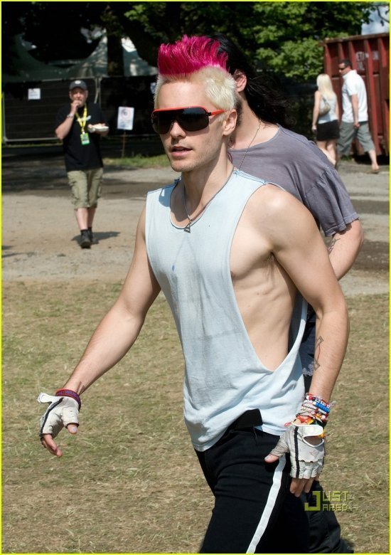 Джаред Лето защищает Джастина Бибера