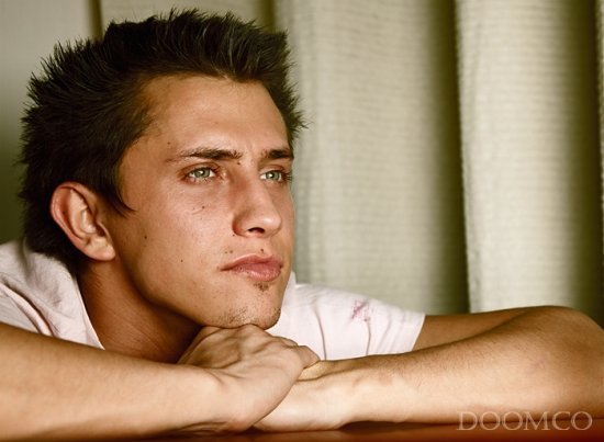 http://www.starslife.ru/images/content_images/pavel_priluchnyj_4159b044.jpg