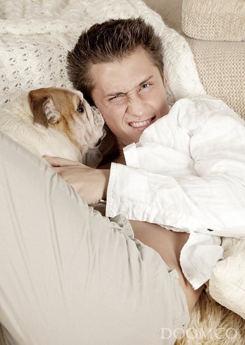 http://www.starslife.ru/images/content_images/pavel_priluchnyj_67fd1fac.jpg