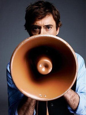 http://www.starslife.ru/images/content_images/robert_dauni_mladshij_dlya_esquire_a1642ace.jpg