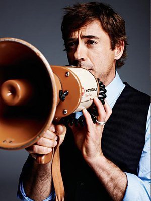 http://www.starslife.ru/images/content_images/robert_dauni_mladshij_dlya_esquire_dc31e5e5.jpg