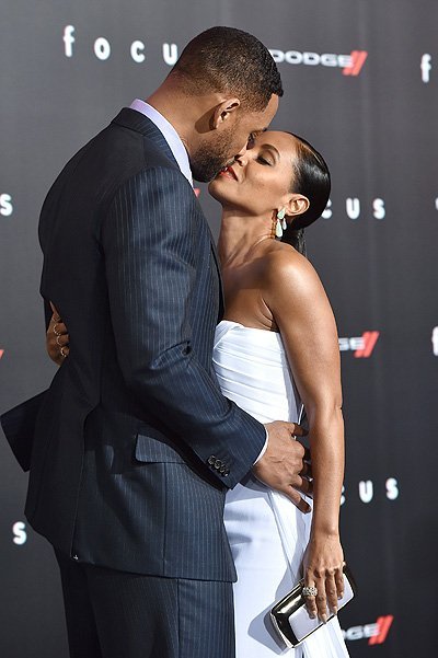 http://www.starslife.ru/wp-content/uploads/2015/06/20150603-smith-5.jpg