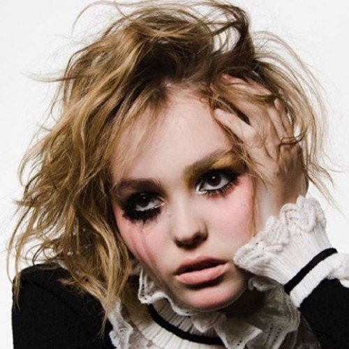http://www.starslife.ru/wp-content/uploads/2015/09/7f05146fb5817176e5adf0202962b6d2.jpg