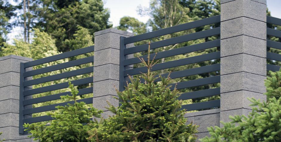 Заборные блоки: преимущества и выбор