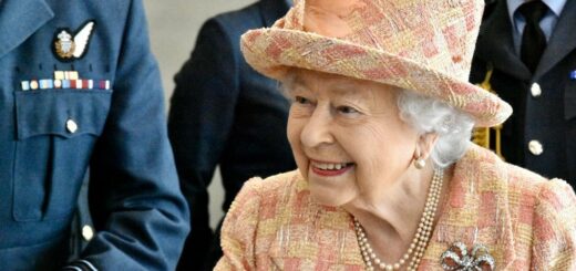 королева Елизавета