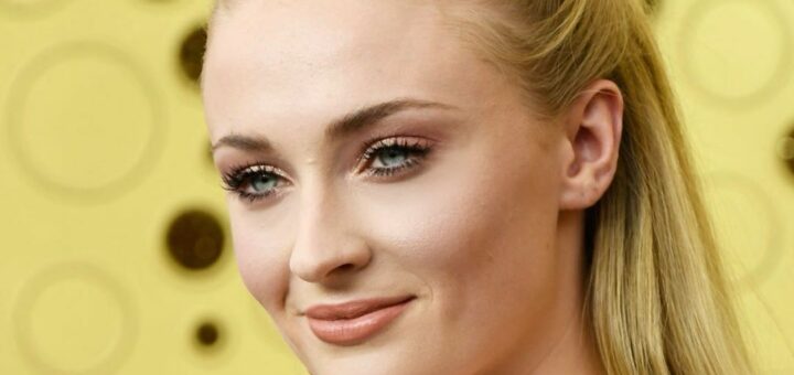 Софи Тернер