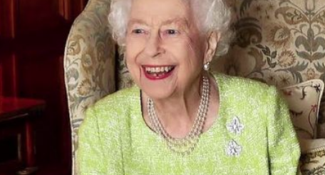 королева Елизавета