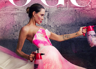 Анджелина Джоли