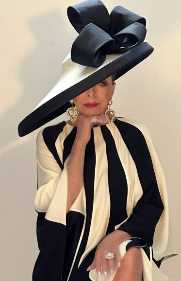 Джоан Коллинз