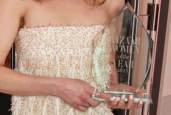 Женщина года