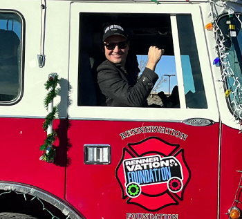 Джереми Реннер