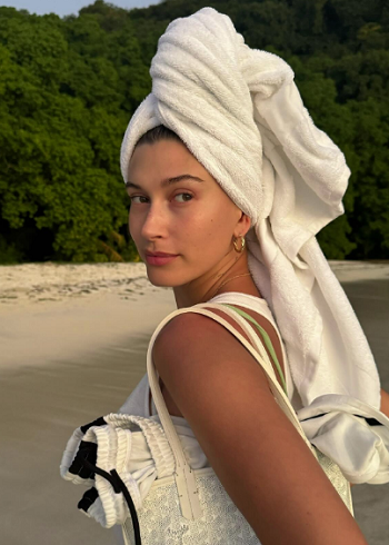 Хейли Бибер