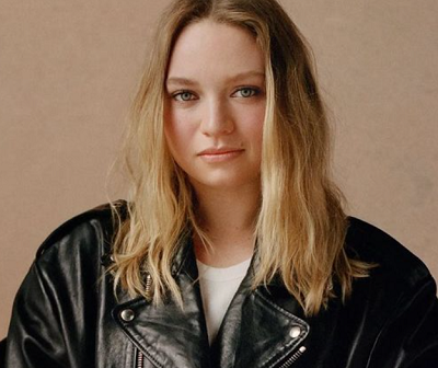 Миа Триплтон