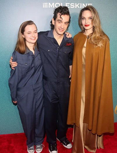 Анджелина Джоли