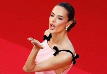 Алессандра Амбросио