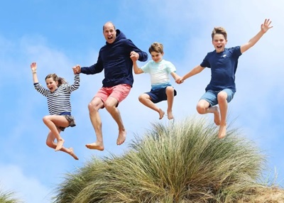 Принц Уильям, принцесса Шарлотта, принц Луи, принц Джордж