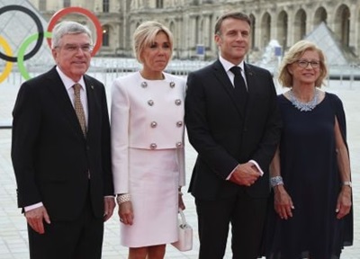 Брижит Макрон, Эммануэль Макрон, Томас Бах, Клавдия Бах