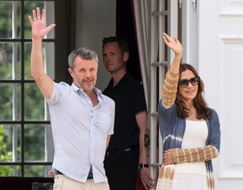 Король Фредерик, королева Дарии Мария