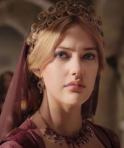 Хюррем Султан, Мерьем Узерли