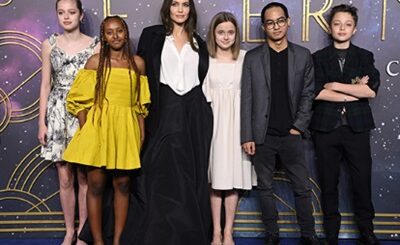 Анджелина Джоли