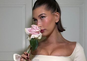 Хейли Бибер