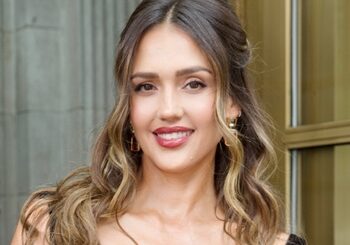 Джессика Альба