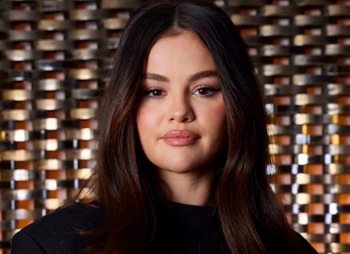 Селена Гомес