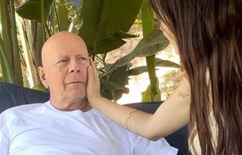 Брюс Уиллис