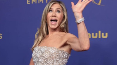 Дженнифер Энистон