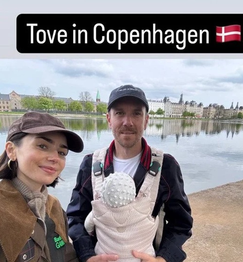 Лили Коллинз