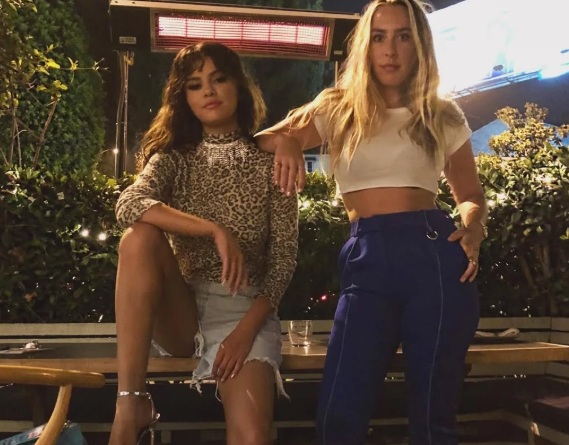 Селена Гомес, Тереза Мари Мингус