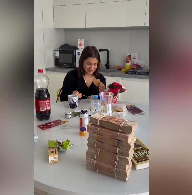 Дана Борисова, Полина Борисова