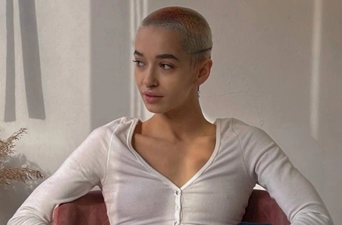 Айша, домашние роды