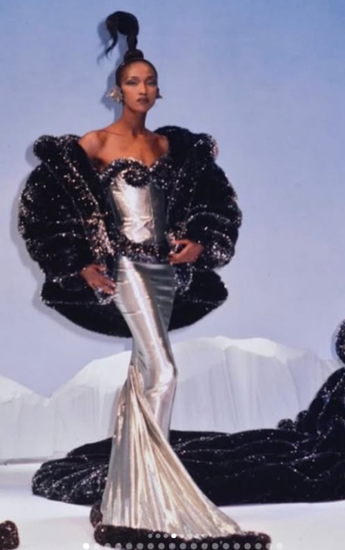 CHRISTMAS EVE 2025 Thierry Mugler 1986