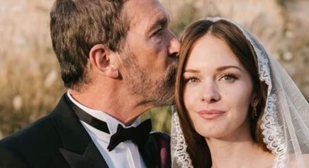 Стелла Бандерас, Антонио Бандерас