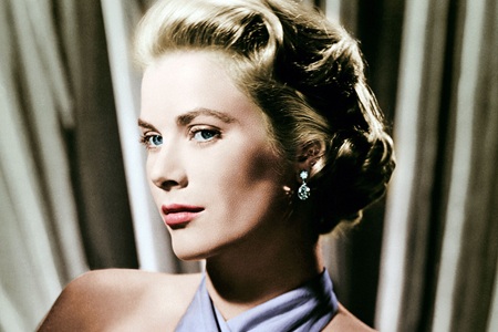 Грейс Келли с обручальным кольцом Cartier с бриллиантом 10,48 карата