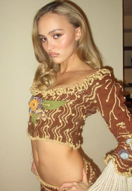 Лили-Роуз Депп