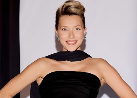 Регина Тодоренко