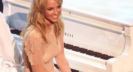 Бритни Спирс