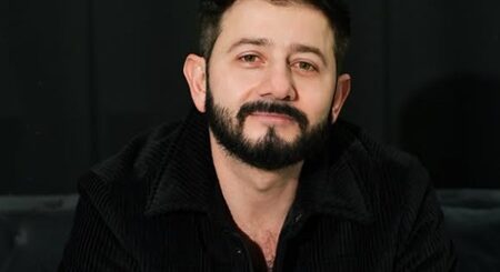 Михаил Галустян