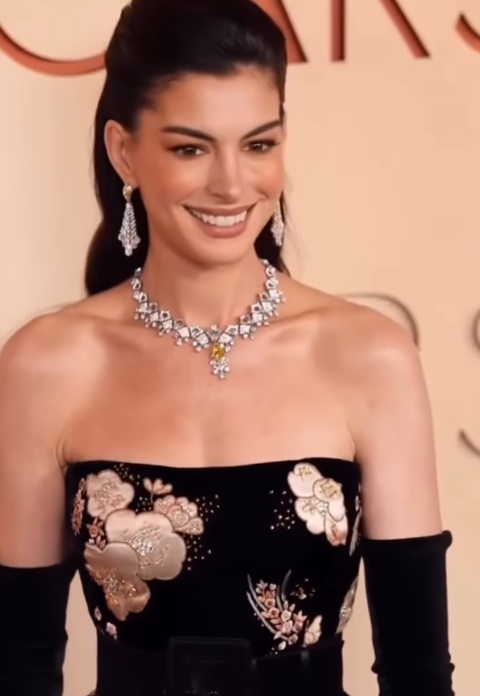 Энн Хэтэуэй