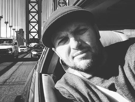 Артем Бровков